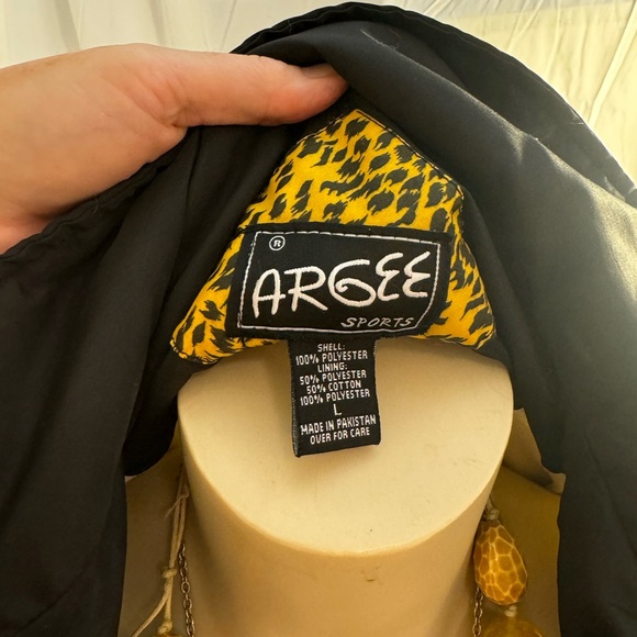 Gorgeous leopard jacket 💫 - Picture 4 of 5